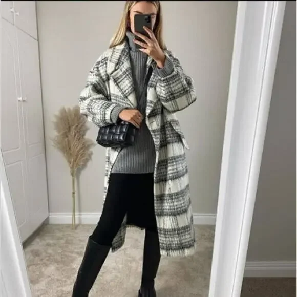 Zara NEW Oversized Wool Ivory and Black Plaid Coat Jacket